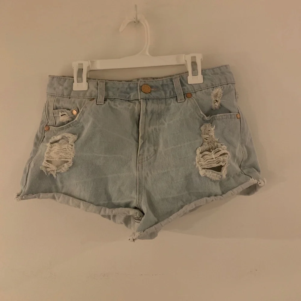 Refuge Size 6‎ Jean Shorts